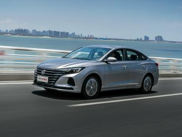 Changan Eado Plus I Седан