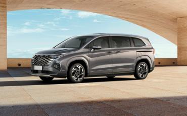 Hyundai Custin I Минивэн