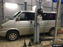 Общий вид Volkswagen Transporter T5 после установки проставок