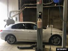 Общий вид BMW 3 до установки проставок