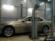 Общий вид BMW 3 после установки проставок
