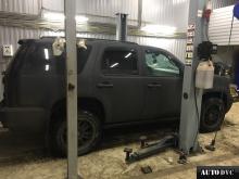 Общий вид Chevrolet Tahoe до установки проставок
