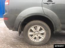 Задняя часть Citroen C-Crosser после установки проставок