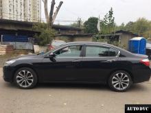 Общий вид Honda Accord IX после установки проставок