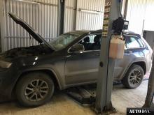 Общий вид Jeep Grand Cherokee до установки проставок