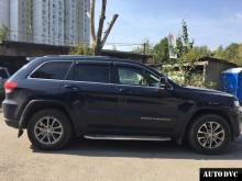 Общий вид Jeep Grand Cherokke после установки проставок