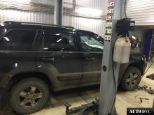 Общий вид Jeep Grand Cherokee после установки проставок