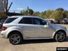 Общий вид Mercedes-Benz M-klasse после установки проставок