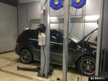 Общий вид Mercedes ML до установки проставок