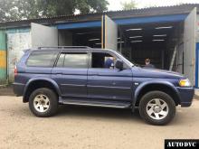 Общий вид Mitsubishi Pajero после установки проставок