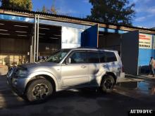 Общий вид Mitsubishi Pajero III после установки проставок