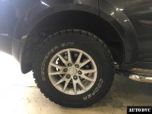 Задняя часть Mitsubishi Pajero Sport до установки проставок