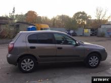Общий вид Nissan Almera после установки проставок