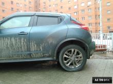 Общий вид Nissan Juke после установки проставок