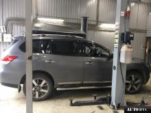 Общий вид Nissan Pathfinder после установки проставок