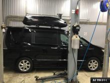Общий вид Nissan Serena до установки проставок