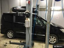 Общий вид Nissan Serena  после установки проставок
