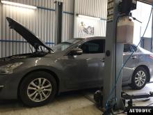 Общий вид Nissan Teana III до установки проставок