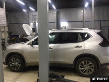 Общий вид Nissan X-Trail III до установки проставок