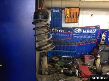 Стойка Opel Meriva с проставкой в разборе