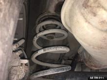 Стойка Opel Zafira без установленной проставки