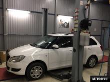 Общий вид Skoda Fabia II до установки проставок