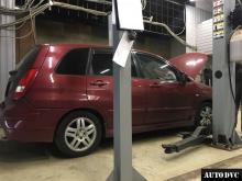 Общий вид  Suzuki Swift до установки проставок