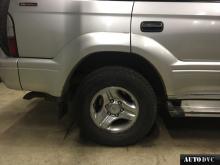 Передняя часть Toyota Land Cruiser Prada до установки проставок