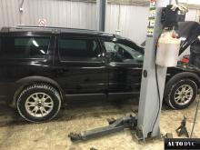 Общий вид автомобиля  Volvo XC70 до установки проставок