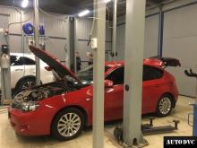 Общий вид Subaru Impreza до установки проставок
